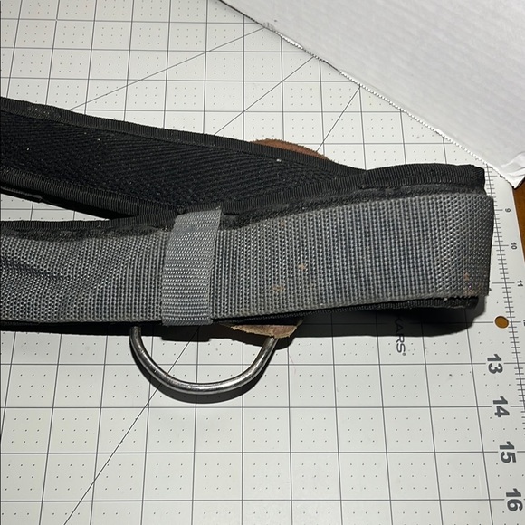 Gray and Tan Belt Bag with Sleek Design - Picture 3 of 6